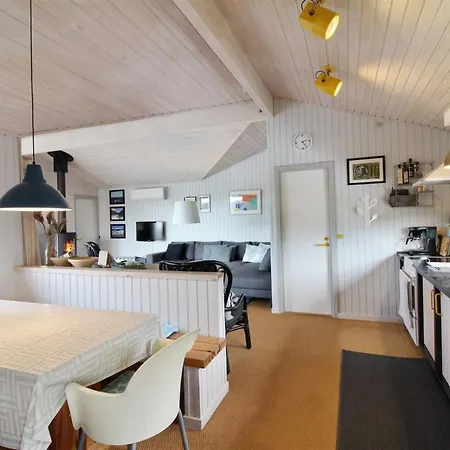 Riitta - 300m From The Sea By Interhome Feriehus *