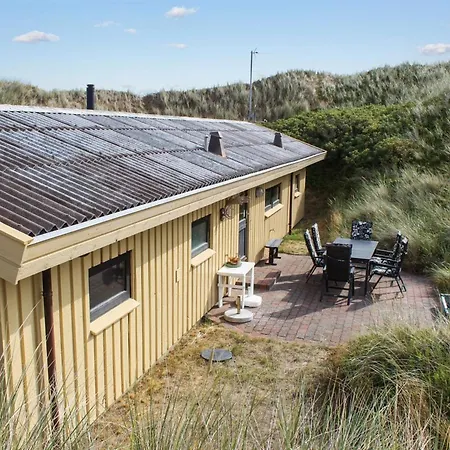 Riitta - 300m From The Sea By Interhome *